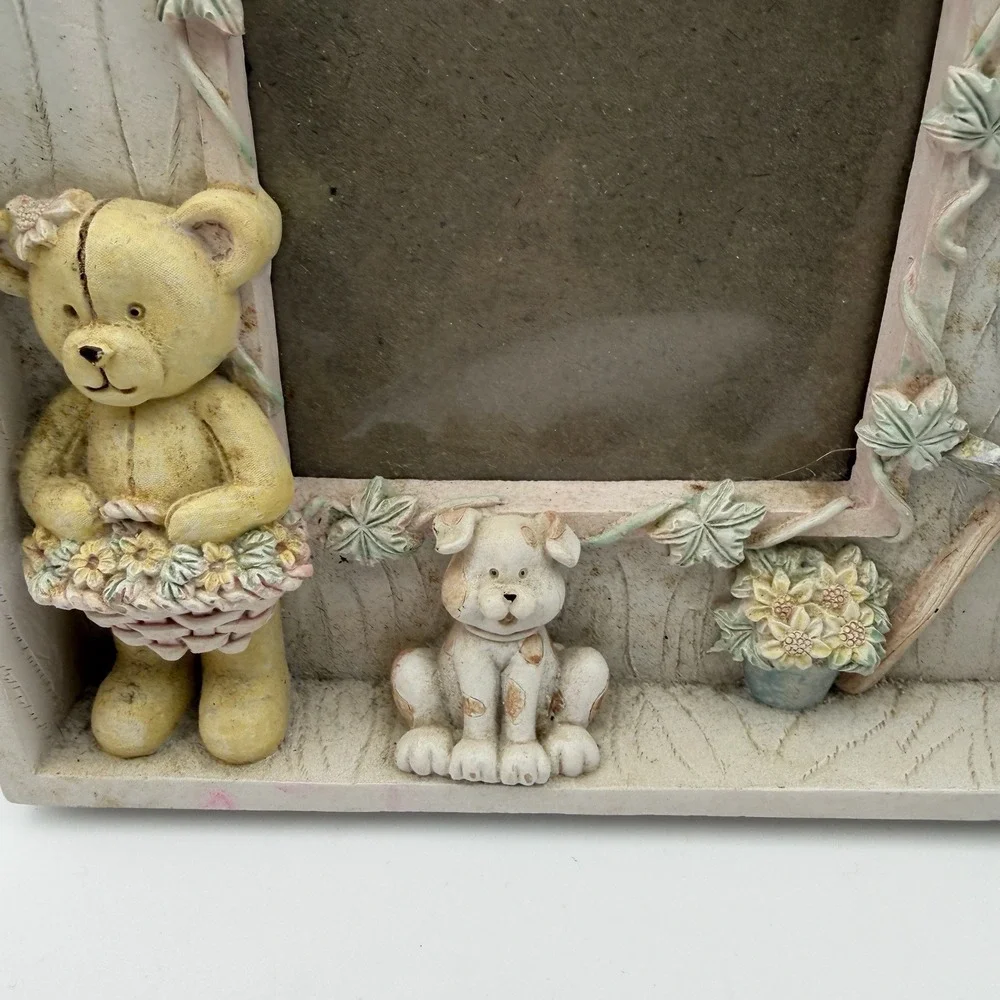 Childs Animal 3D Picture Frame / Shadow Box Pics Bear Garden Cottage Core Vintag